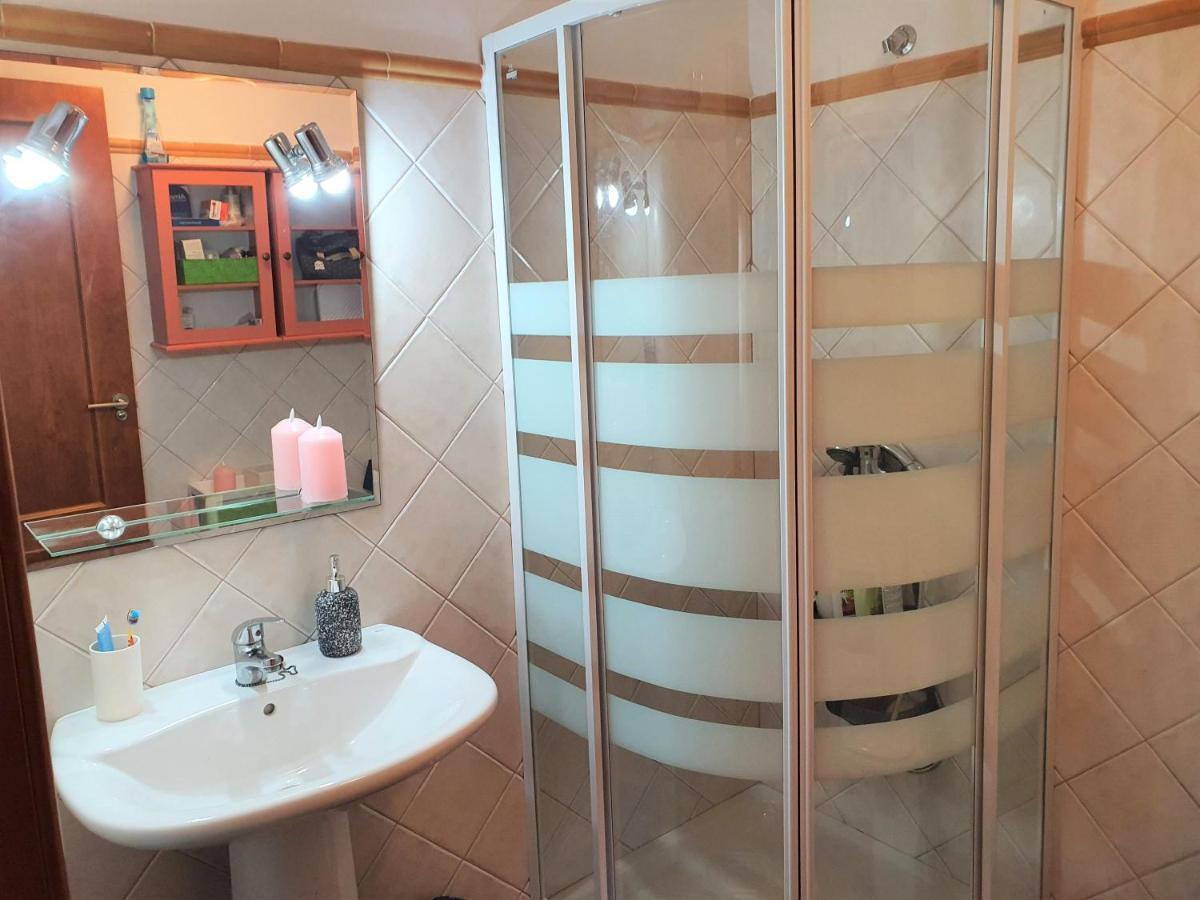 Espacioso Apartamento Con Preciosos Jardines Y Bbq Isla Plana Buitenkant foto