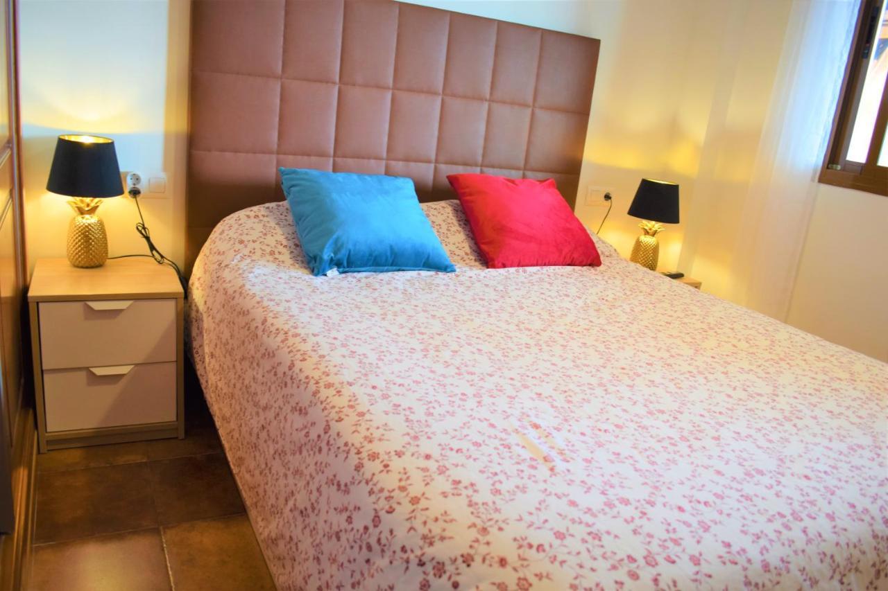 Espacioso Apartamento Con Preciosos Jardines Y Bbq Isla Plana Buitenkant foto