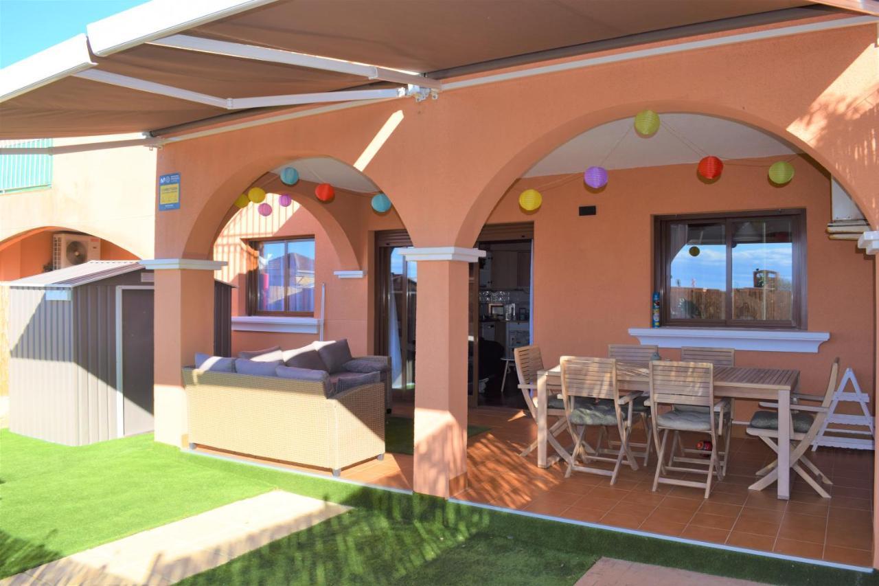 Espacioso Apartamento Con Preciosos Jardines Y Bbq Isla Plana Buitenkant foto
