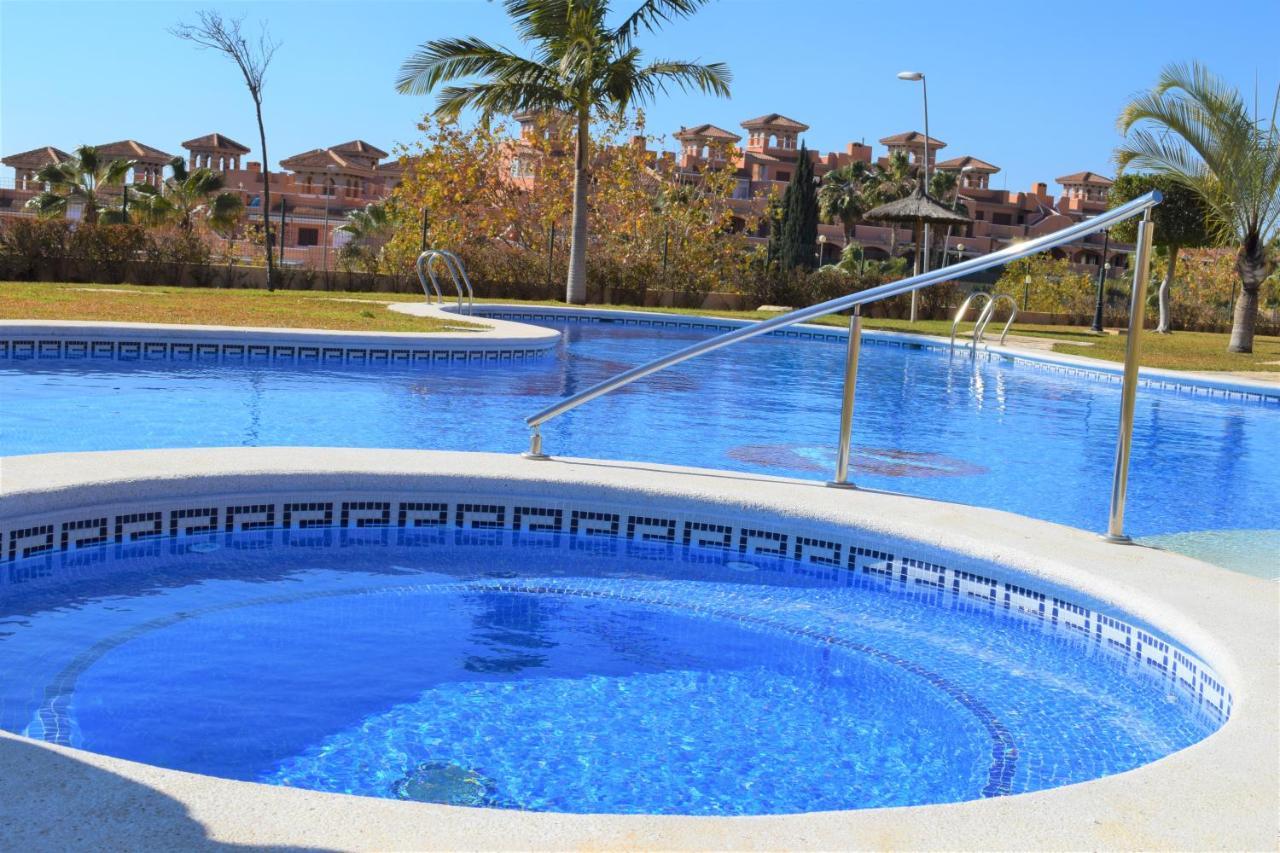 Espacioso Apartamento Con Preciosos Jardines Y Bbq Isla Plana Buitenkant foto