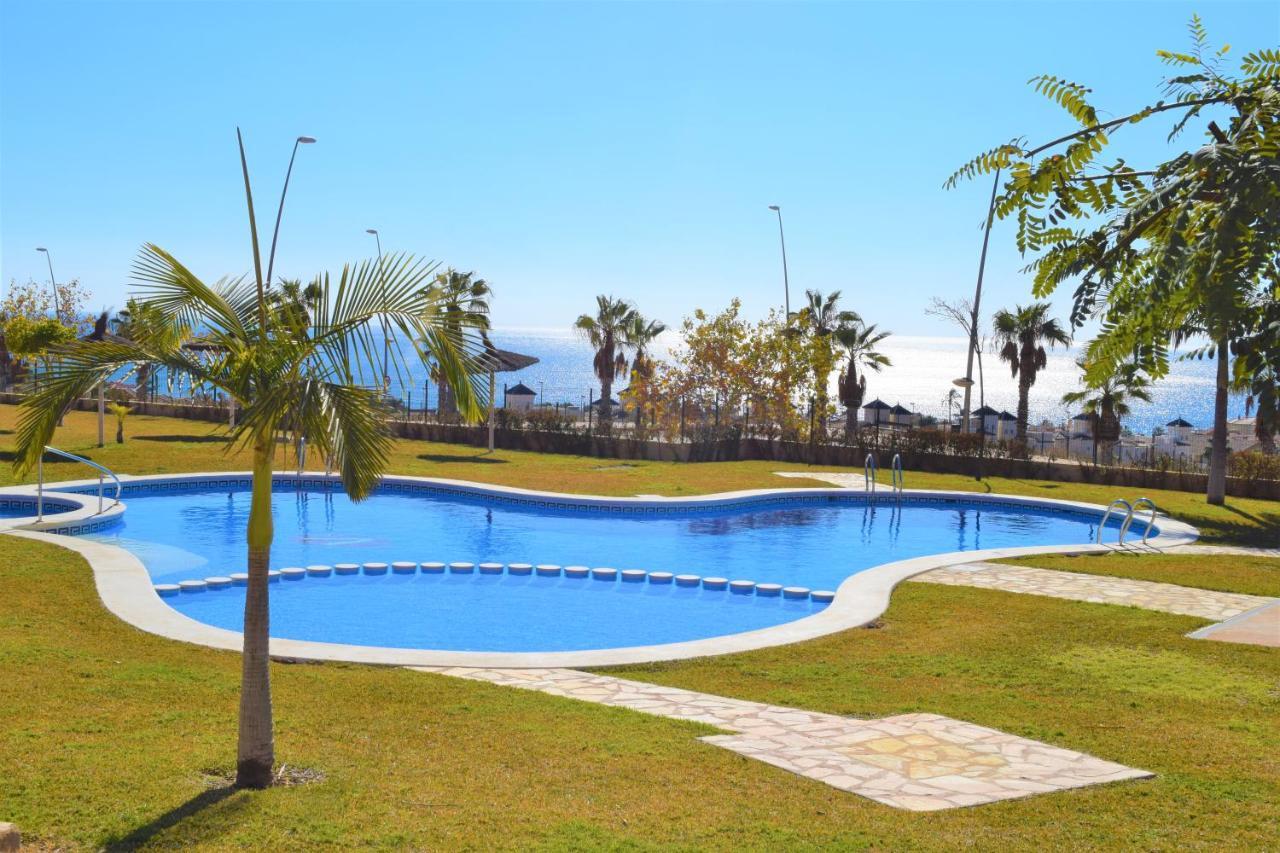 Espacioso Apartamento Con Preciosos Jardines Y Bbq Isla Plana Buitenkant foto