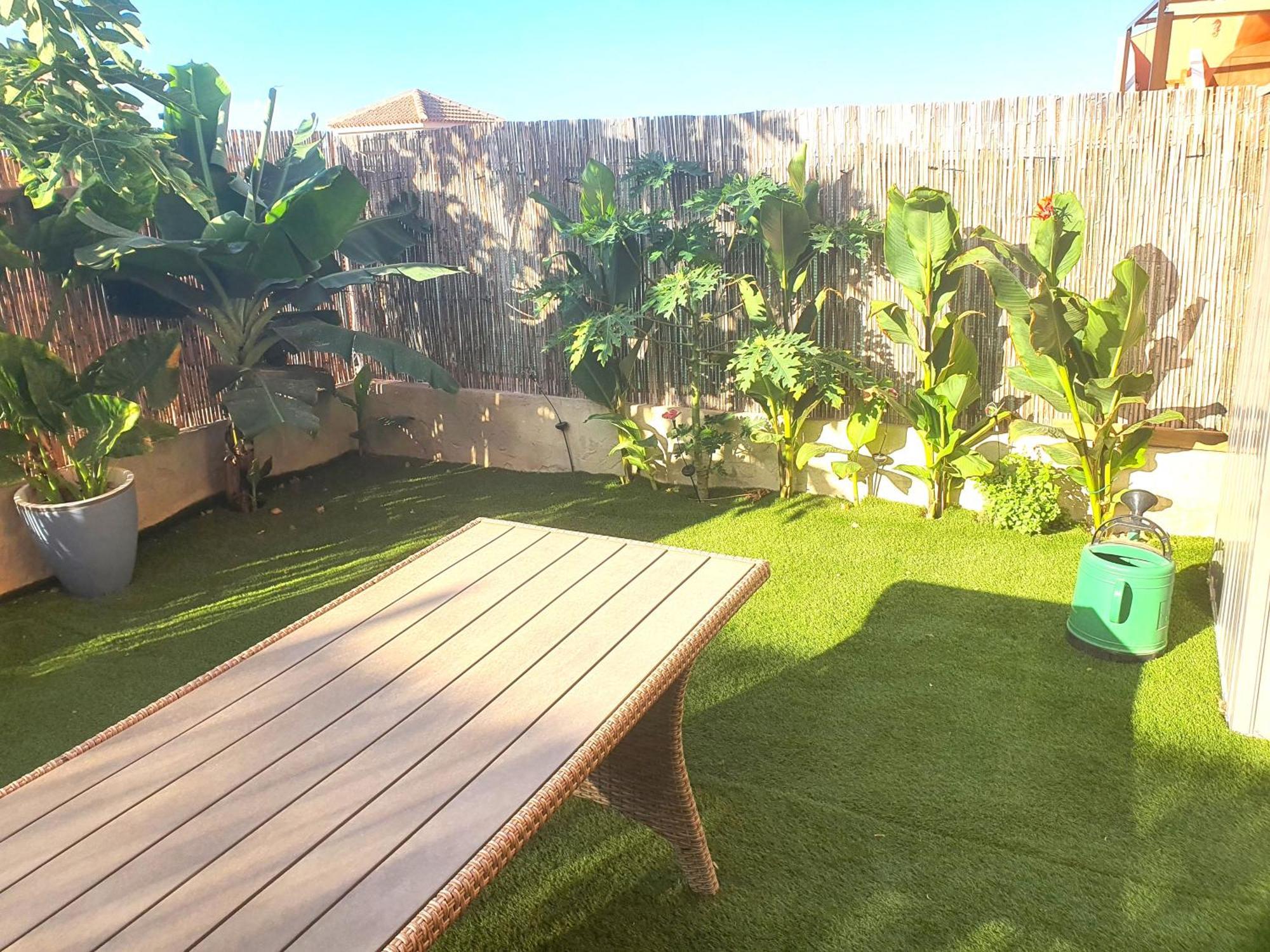 Espacioso Apartamento Con Preciosos Jardines Y Bbq Isla Plana Buitenkant foto